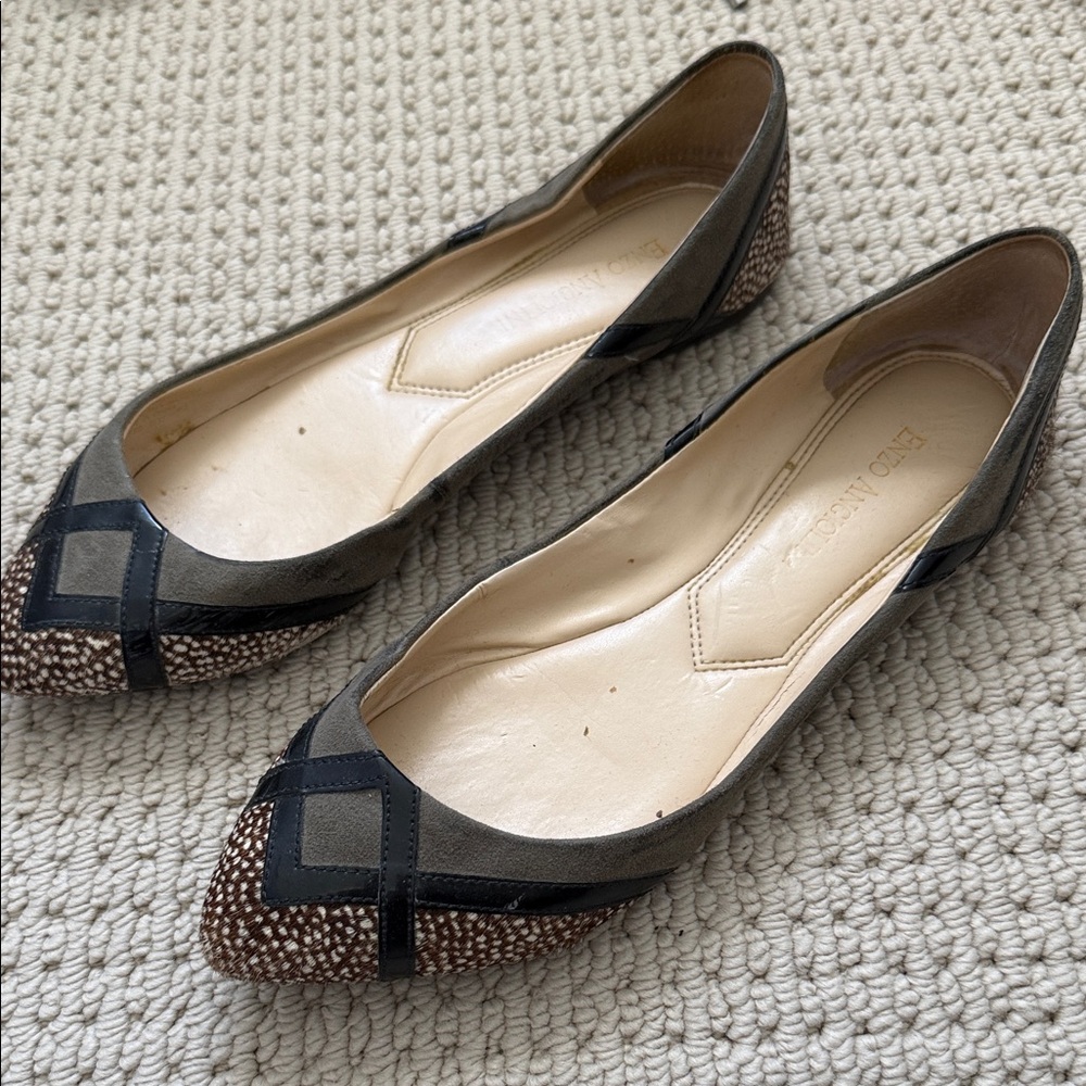 Enzo Angiolini Olive Green Flats sz 8